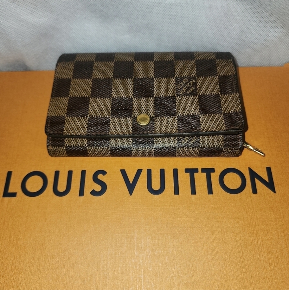 Louis Vuitton Damier Ebene Porte Monnaie Billets Tresor Bifold wallet & coin EUC - Picture 12 of 12